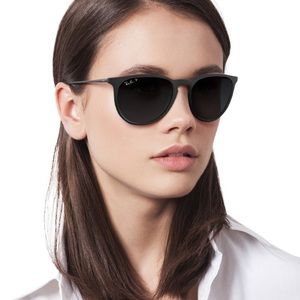 Erika Classic Black Polarized Ray-Ban Sunglasses